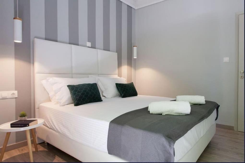 Koukaki Urban And Cozy Apartment Athena Bagian luar foto